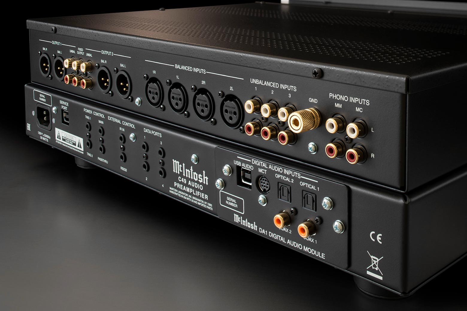 McIntosh C49 2 Kanal Solid State Preamplifikatör